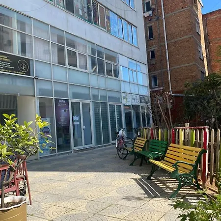 アパート New Bazaar-apartment 1 ティラナ