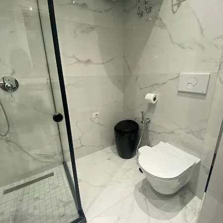 New Bazaar-apartment 1 * Tirana