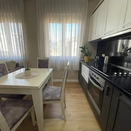 Апартаменты New Bazaar-apartment 1