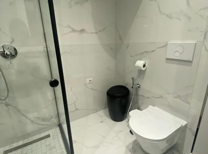 New Bazaar-apartment 1 * تيرانا